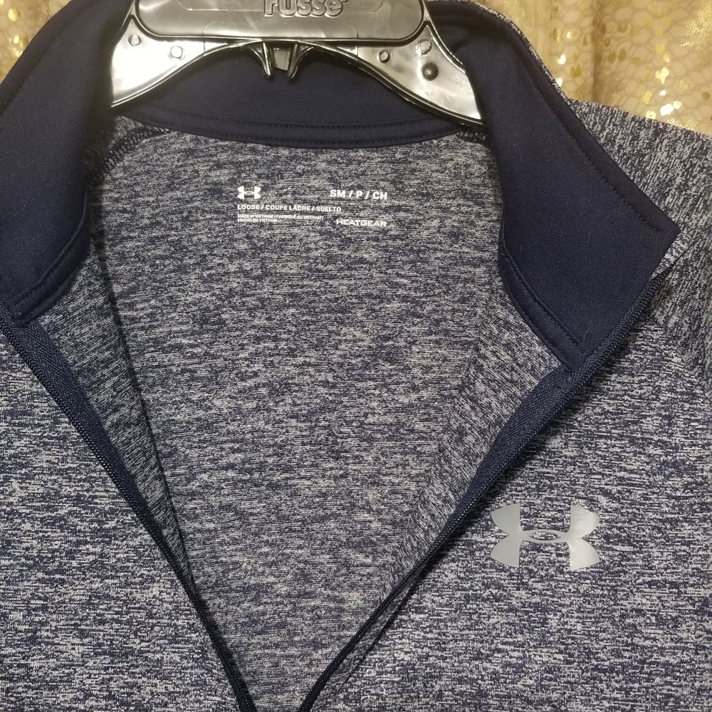 COPY - COPY - Under Armour quarter zip pullover